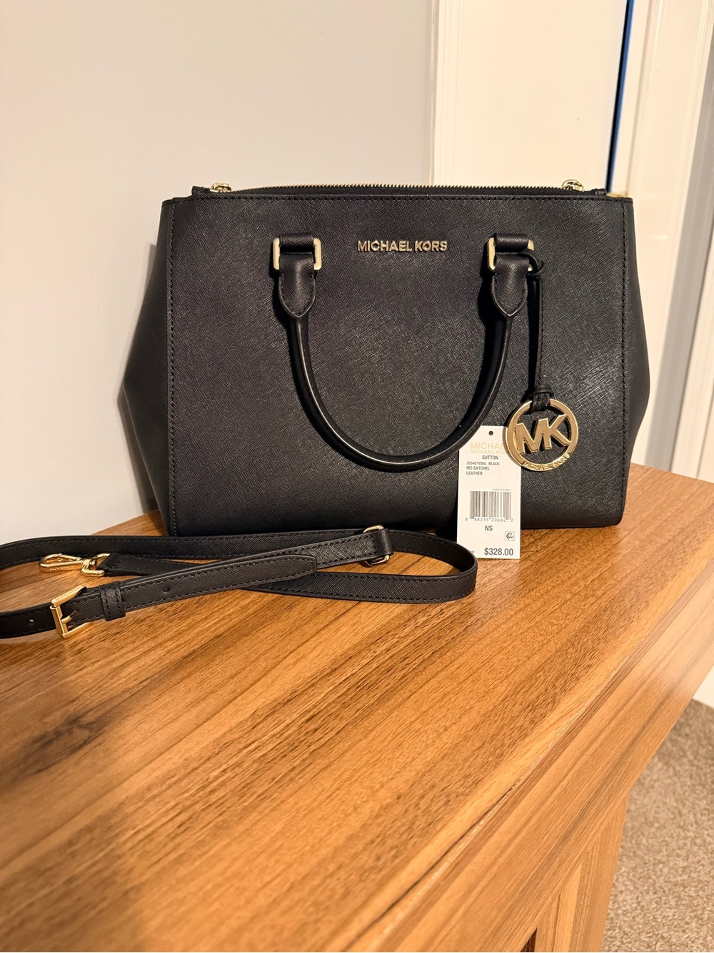 Michael Kors Sutton Medium Satchel